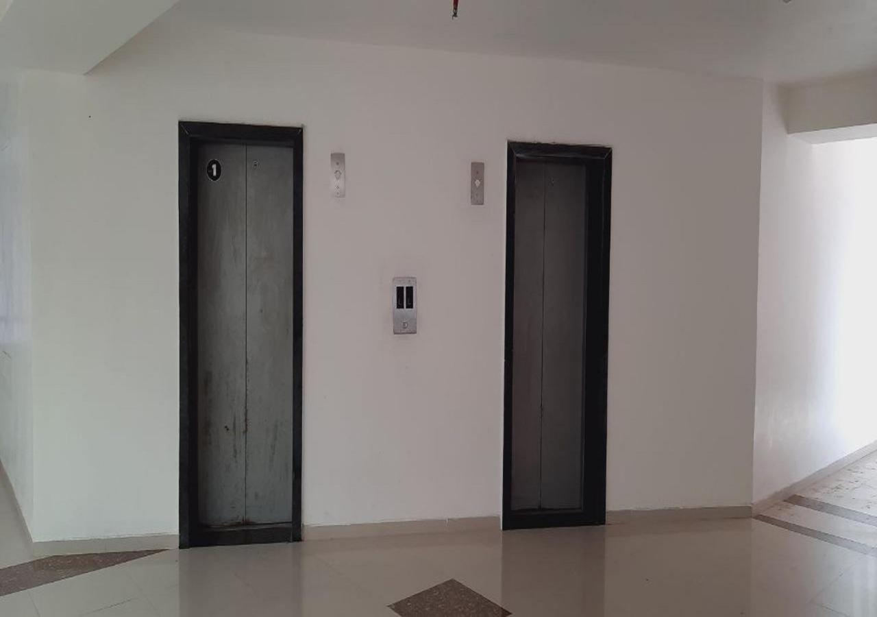 شقة Staeg Skyline View 3Bhk - 1404 إندور المظهر الخارجي الصورة